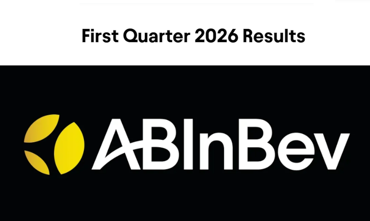 Logo van AB InBev met tekst over resultaten van het eerste kwartaal 2026.