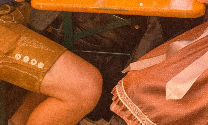 Lederhose en Dirndl